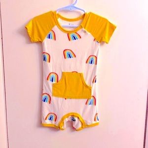 Kyte baby pineapple rainbow shortall snap romper. Retired print. 18-24m